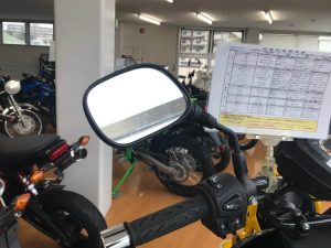 バイクのミラー